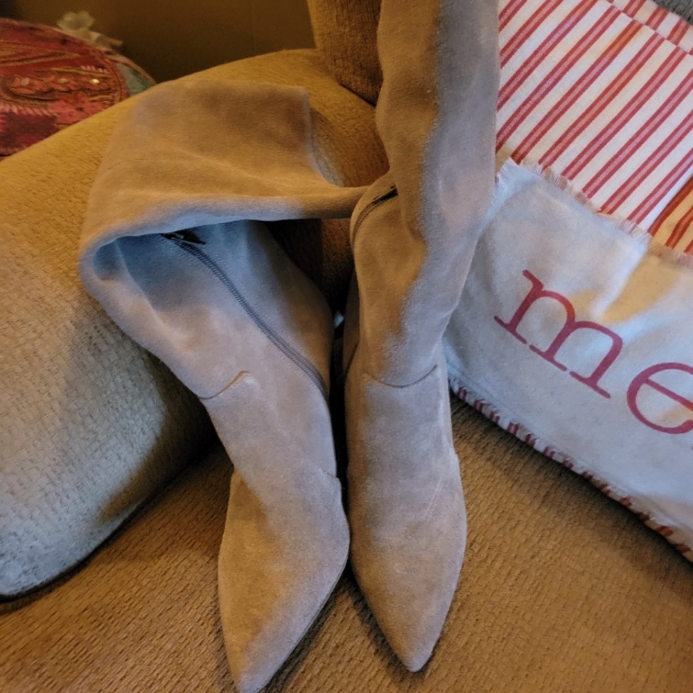 NWOT Gap Suede Slouch Boot